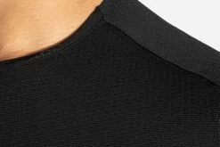 Brooks Men's Atmosphere Short Sleeve - Black (211317001) -Sports Products Sale Store 211317 001 D1 Atmosphere Short Sleeve