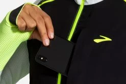 Brooks Women's Carbonite Vest - Icy Grey/Black/Nightlife (221498030) -Sports Products Sale Store 221498 030 D4 Carbonite Vest