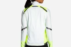 Brooks Women's Carbonite Vest - Icy Grey/Black/Nightlife (221498030) -Sports Products Sale Store 221498 030 MB Carbonite Vest