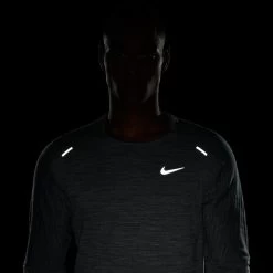 Nike Men's Sphere Long Sleeve (CU6083) -Sports Products Sale Store CU6083 068 PHSYM200 JPG HEI 875 WID 875