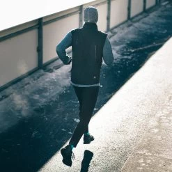 CEP Men's Winter Run Vest - Black (W0165R) 13 CEP Men's Winter Run Vest - Black (W0165R) -Sports Products Sale Store W0165R LIFESTYLEIMAGE3 1800x1800 7a55ba33 5cc9 4ac7 92d0 2afba0703d78