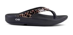 Oofos Women's OOlala Limited Sandal - Black/Leopard (1403)